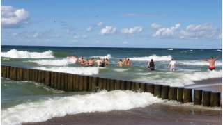 Policjant ruszył na ratunek parze, poprosił o utworzenie specjalnego korytarza.