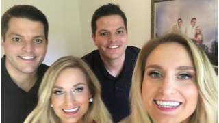 Bliźniaczki ogłosiły, że obie są w ciąży