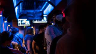 Ceny w lokalach gastronomicznych są od dzisiaj niższe od połowę.