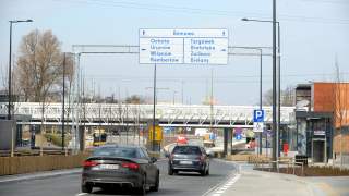 Maseczki w samochodach