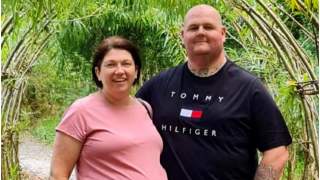 Kobieta wybudziła się ze śpiączki spowodowanej zachorowaniem na koronawirusa