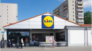 Lidl wprowadził do swojej gazetki niezwykłe promocje na ekspres do kawy i pościel
