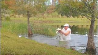 Emeryt uratował szczeniaka