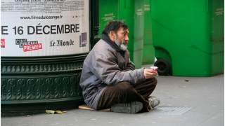 Bezdomni w paryskich hotelach