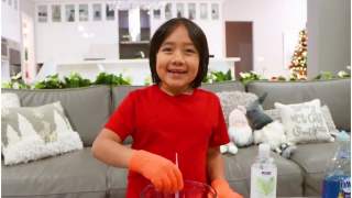 YouTube pozwolił chłopcu wygenerować zarobki o wartości ponad 100 mln zł