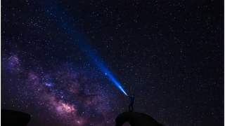 NASA udostępniło zdjęcie całującej się kosmicznej pary